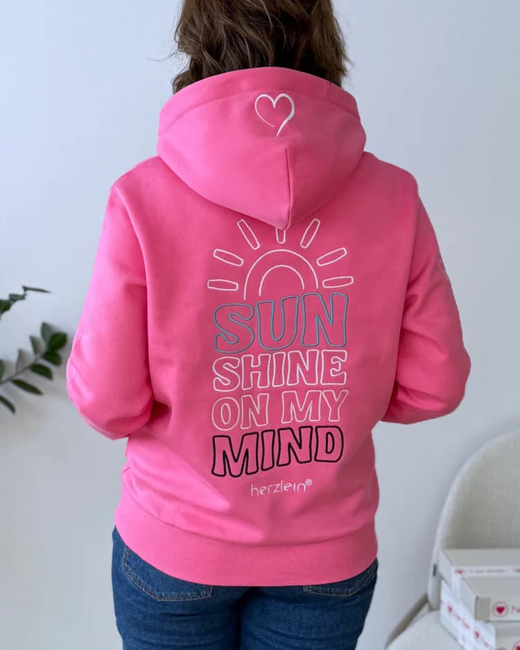 Herzlein Fashion – Farbenfrohe Damenmode mit Herz in Deutschland